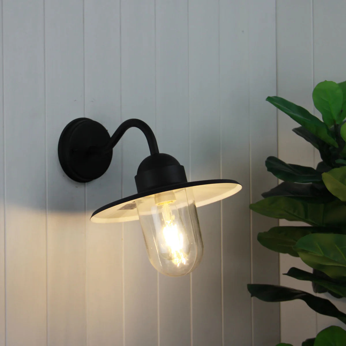Alley 1 Light Wall Light Black