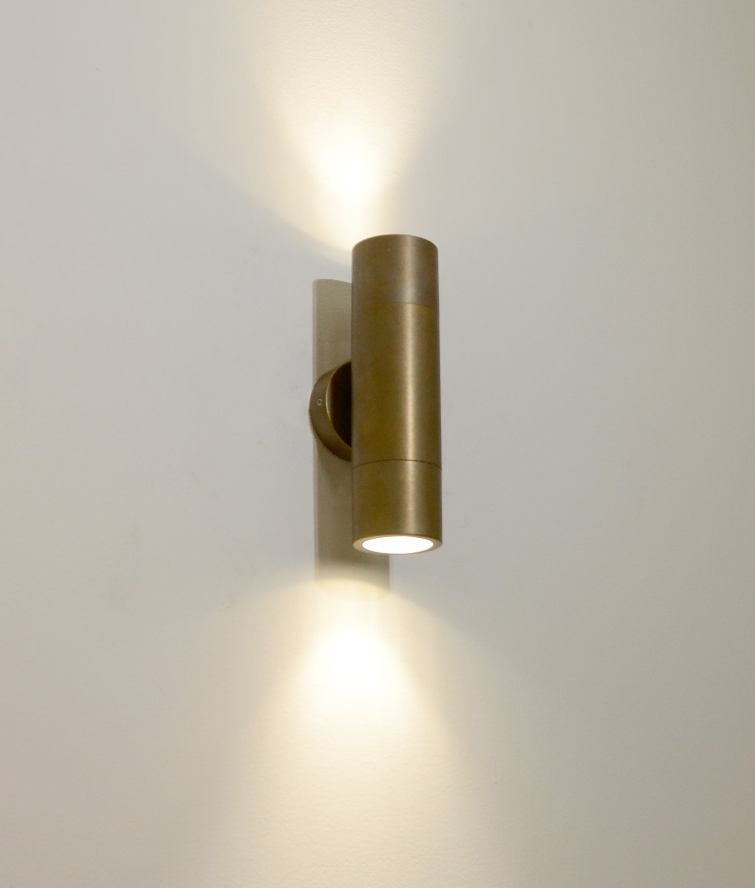 GU10 Exterior Wall Pillar Spot Lights (Aged Brass) IP65