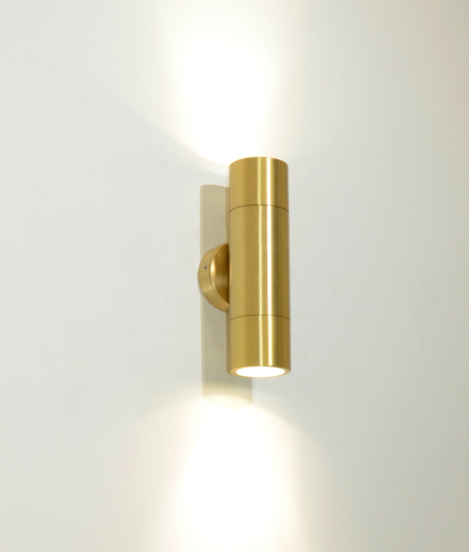 GU10 Exterior Wall Pillar Spot Lights (Solid Polished Brass) IP65