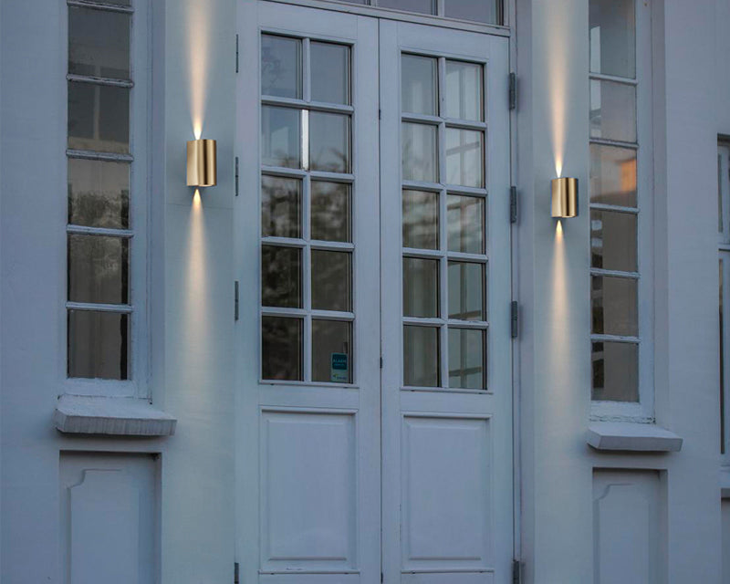Choosing the Right Lighting Material