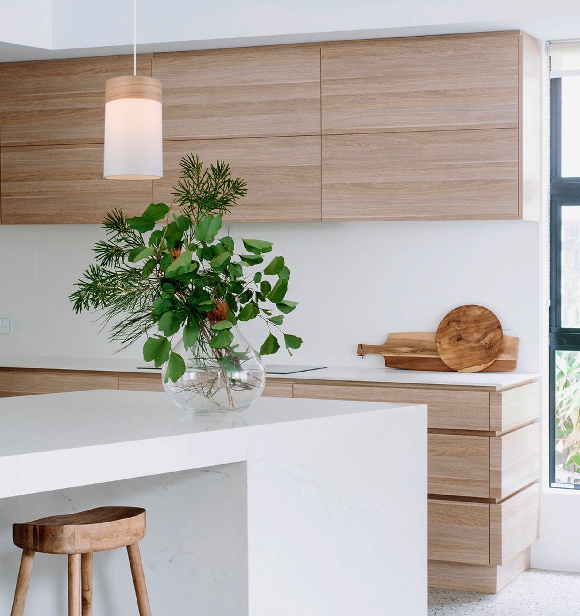TAMBURA: Scandinavian Small Round Cloth Shade with Wood Veneer Trim Pendant Lights