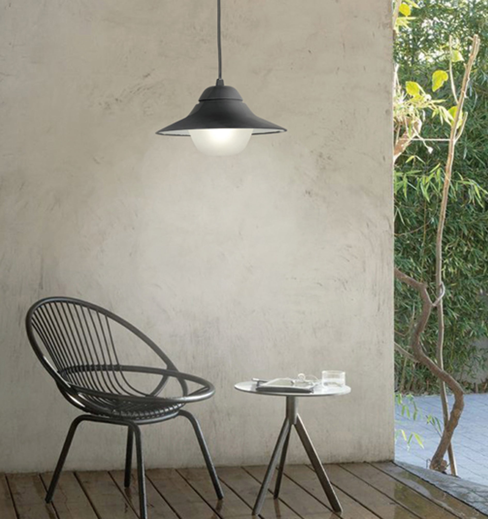 SPY: Exterior Pendant Lights IP44