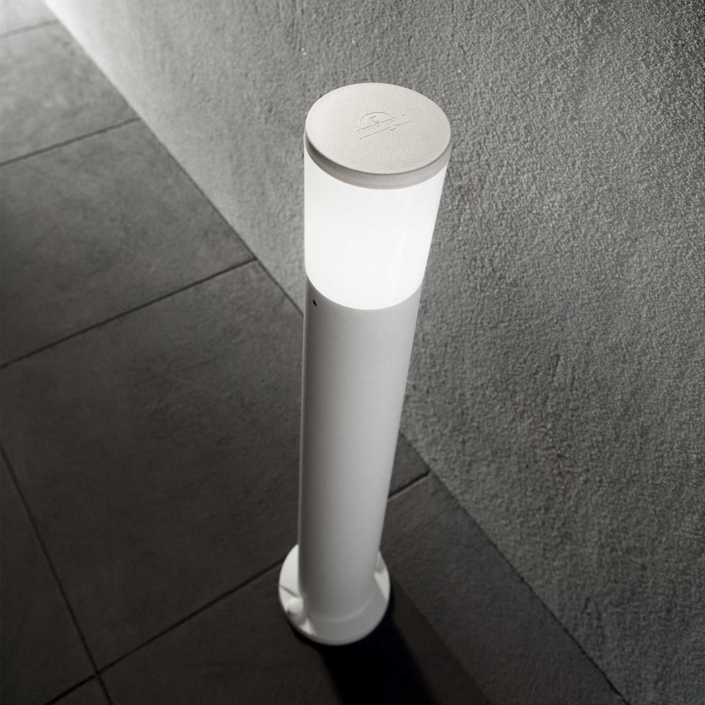 Atena Pt1 Bollard Light Resin