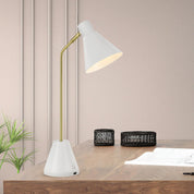 AMBIA TABLE LAMP WITH USB