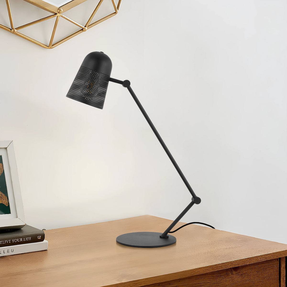 CADENA TABLE  LAMP