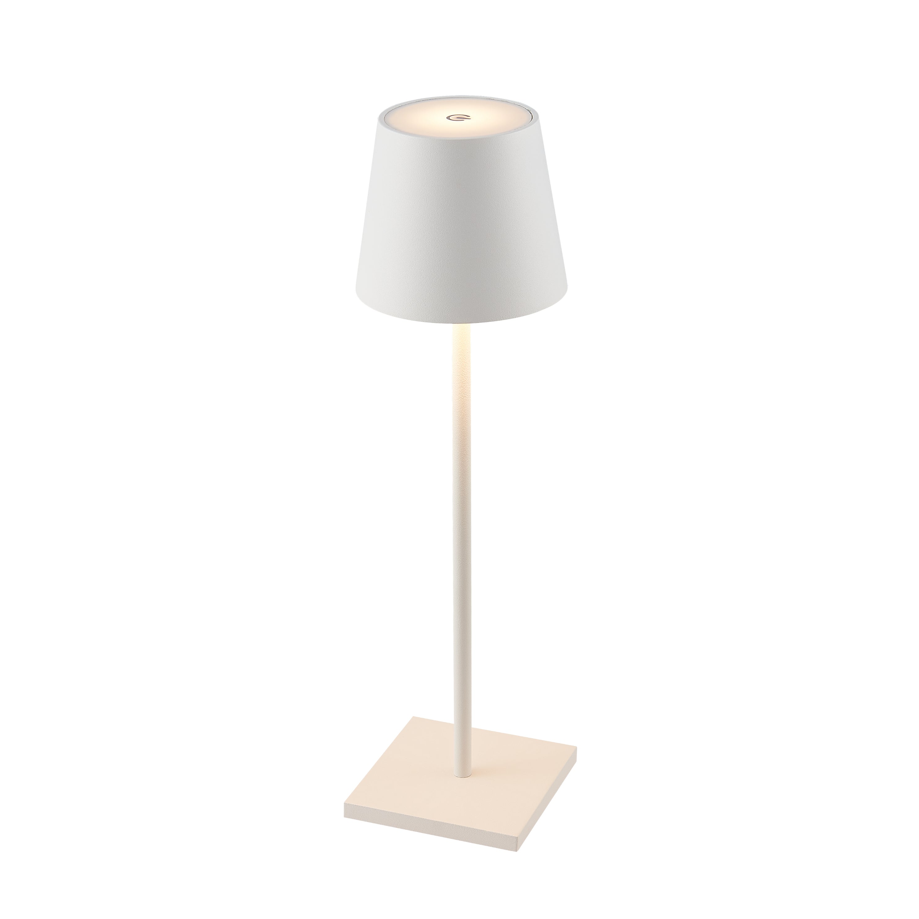 CLIO_20TL-WH_203_52a9934c-36ce-41c1-a3d4-bb9abe282270.jpg