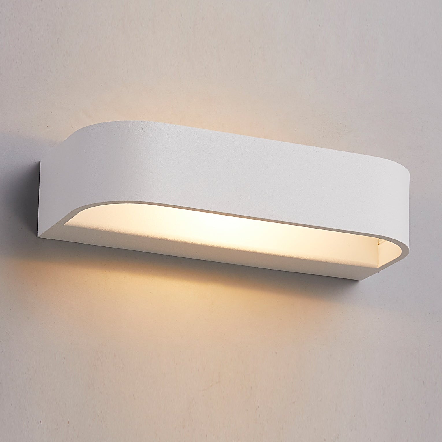 DHAKA_LIGHTON_88d5bd3e-b03f-492b-919c-fb774d5ca2ce.jpg
