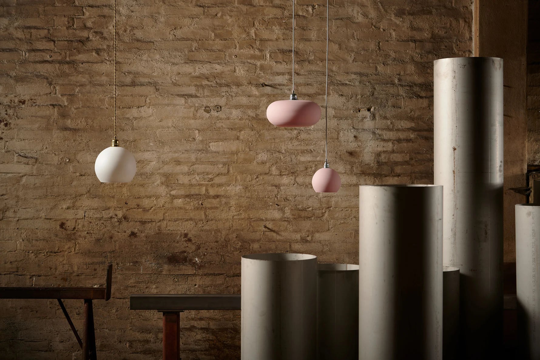 Horizon Small Pendant Light Candy & Matt Gold