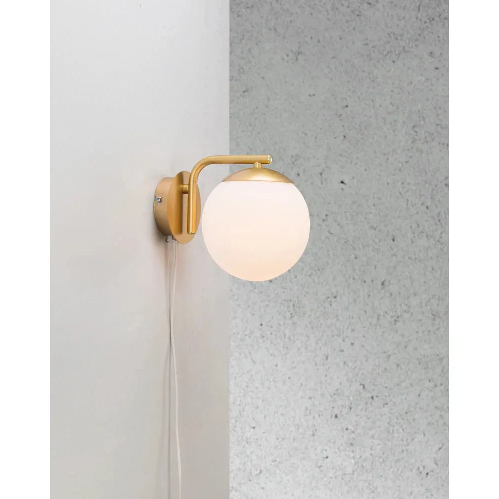 Grant Wall Light