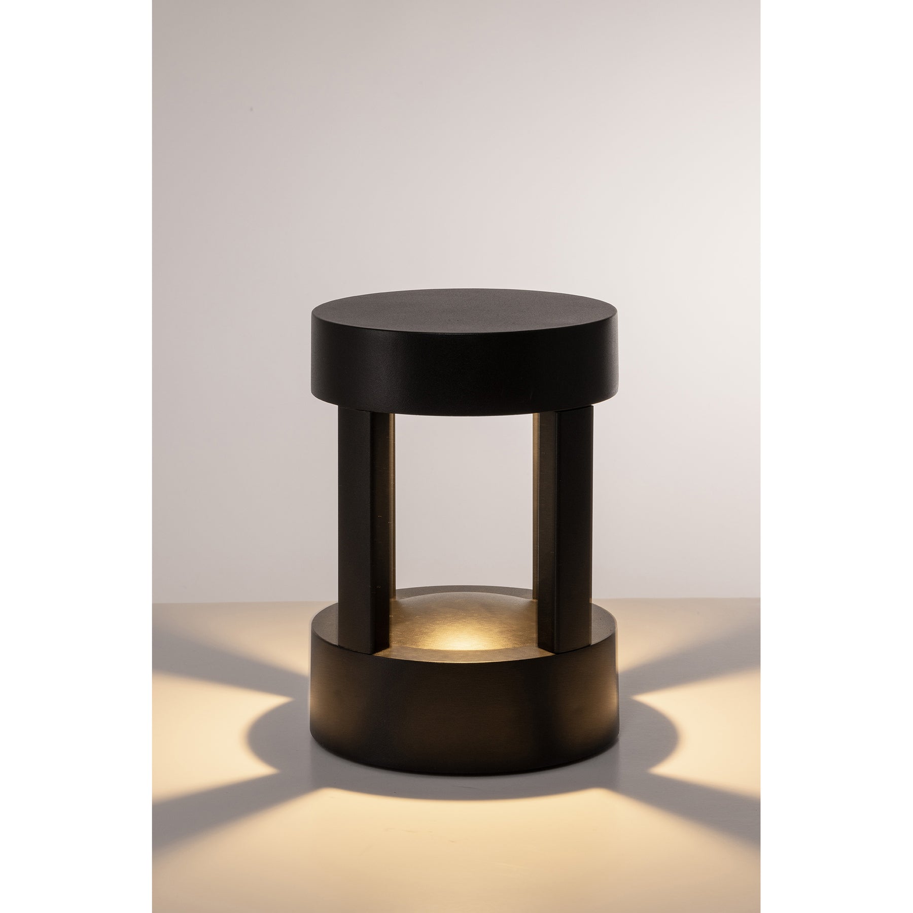 Havit Lighting Pelare Black LED Pillar Light