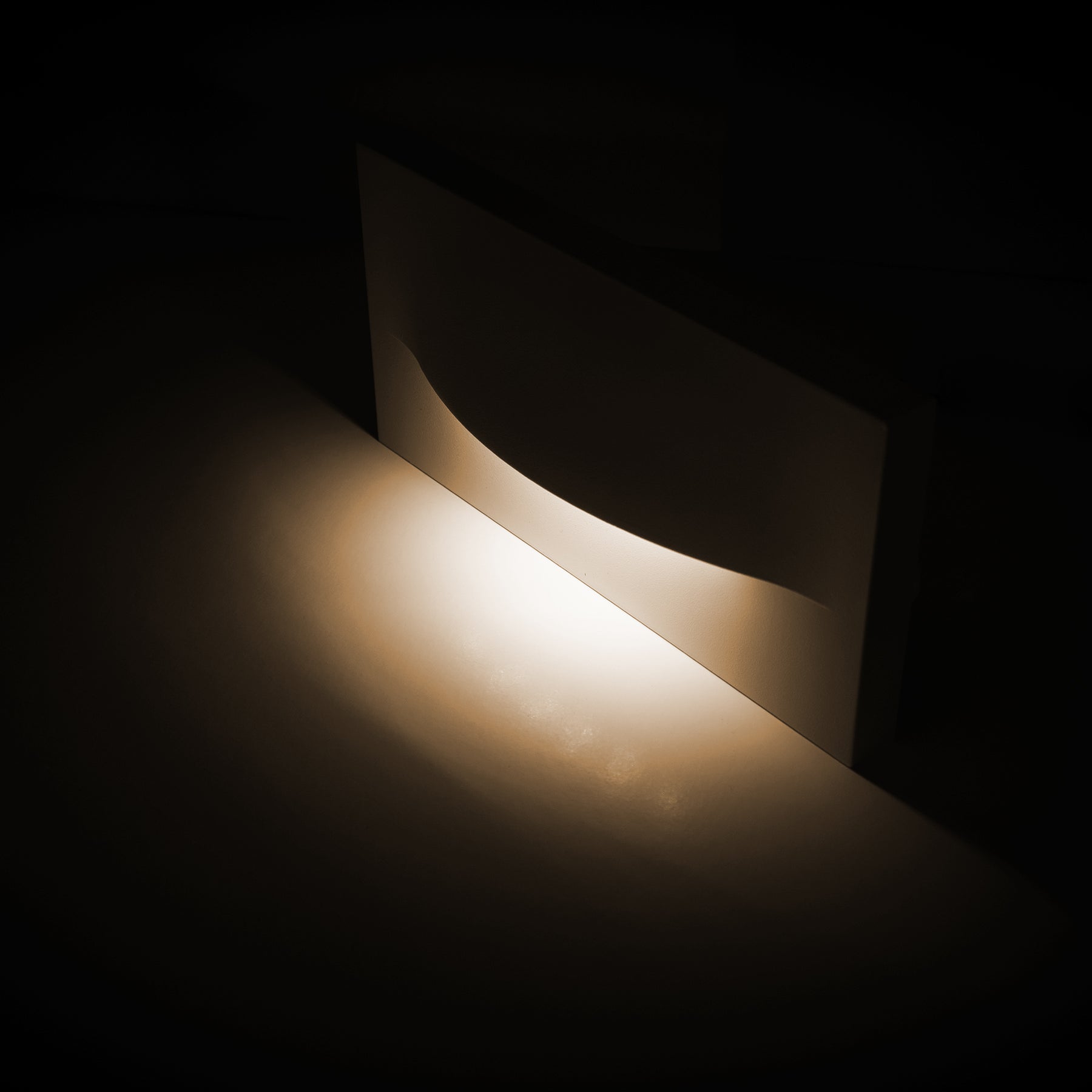 Havit Lighting Lisca Aluminium White Rectangular LED Wall Light