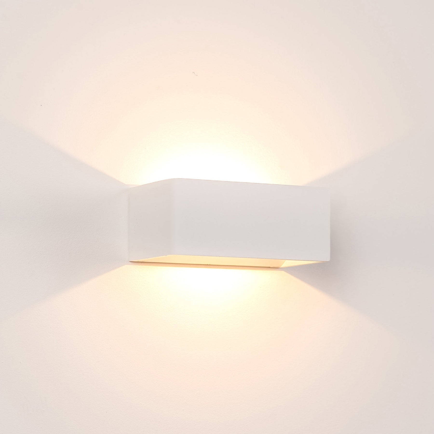 HV3665T-WHTA_Havit_Lighting_2020-2000px_1800x1800_5f285d24-5c42-48d0-adb2-7a4b503e4527.jpg