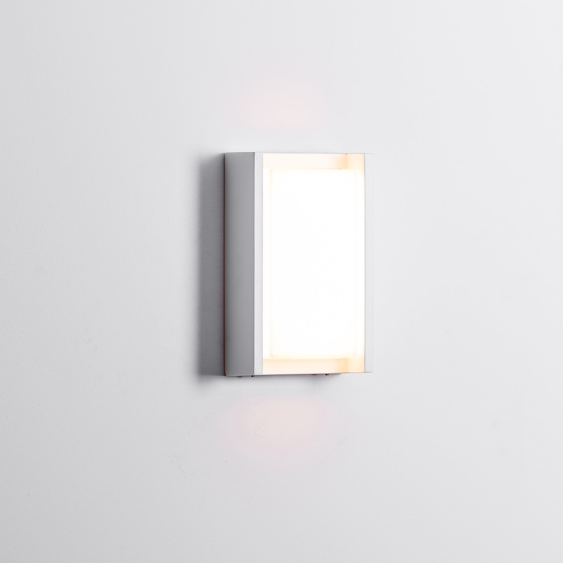 Havit Lighting Nepean White LED Wall Light