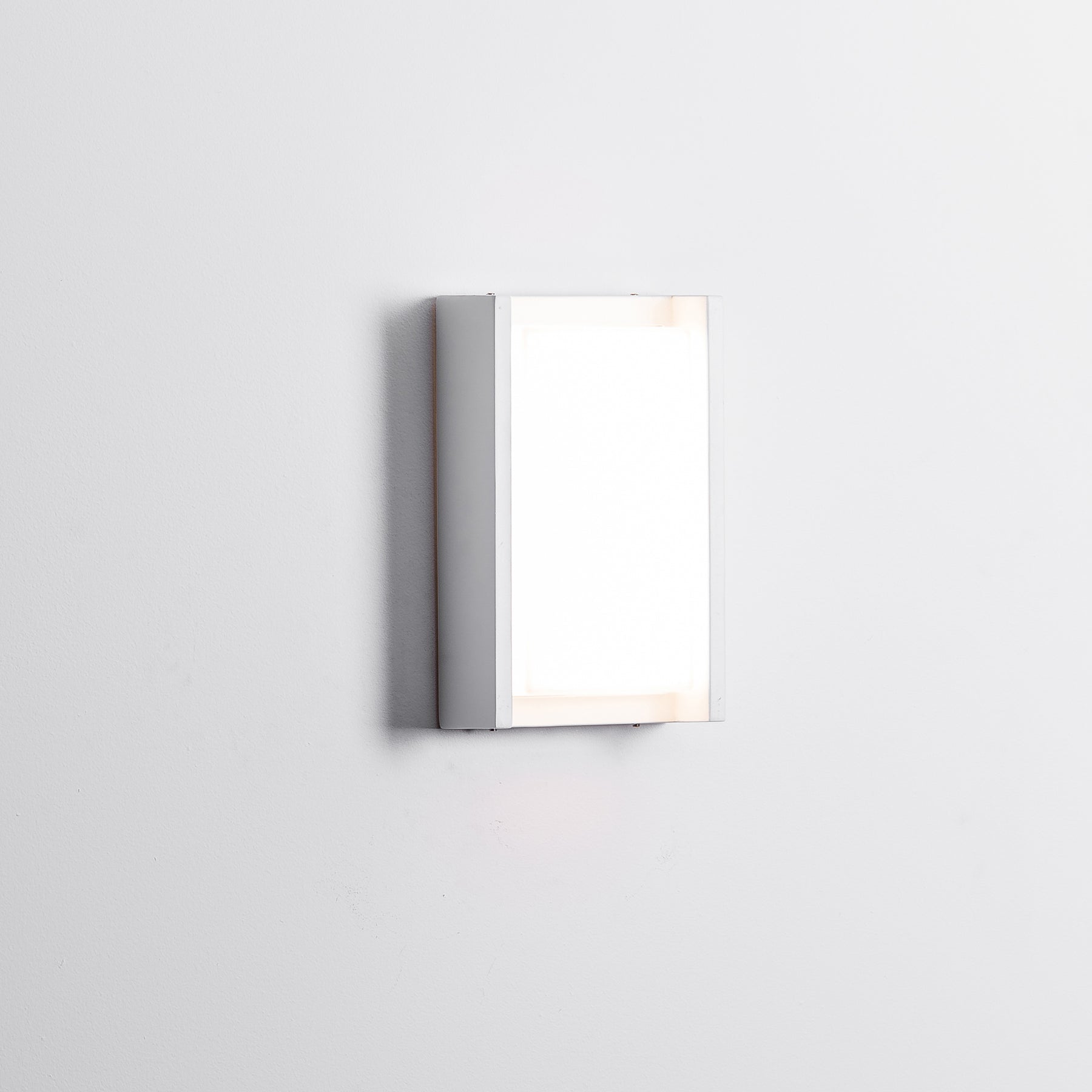 Havit Lighting Nepean White LED Wall Light