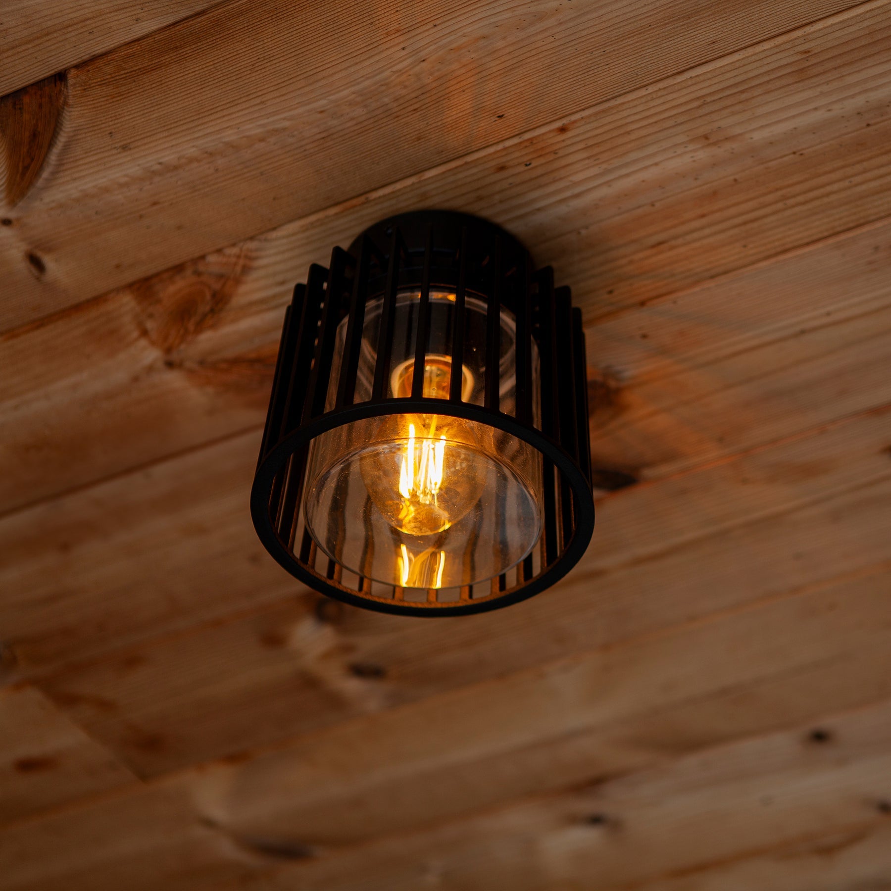 Havit Lighting Lumo Aluminium Black Surface Mounted Ceiling Light