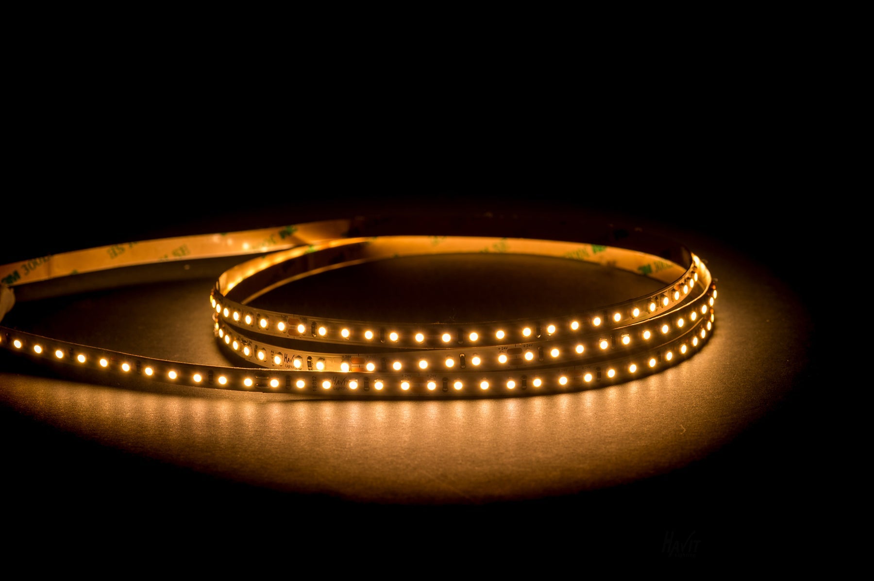 HV9722-IP20-128-3K_Havit_Lighting_2020-2000px_1800x1800_5782e05c-f8f0-4049-8f6f-3bdf72136e4c.jpg