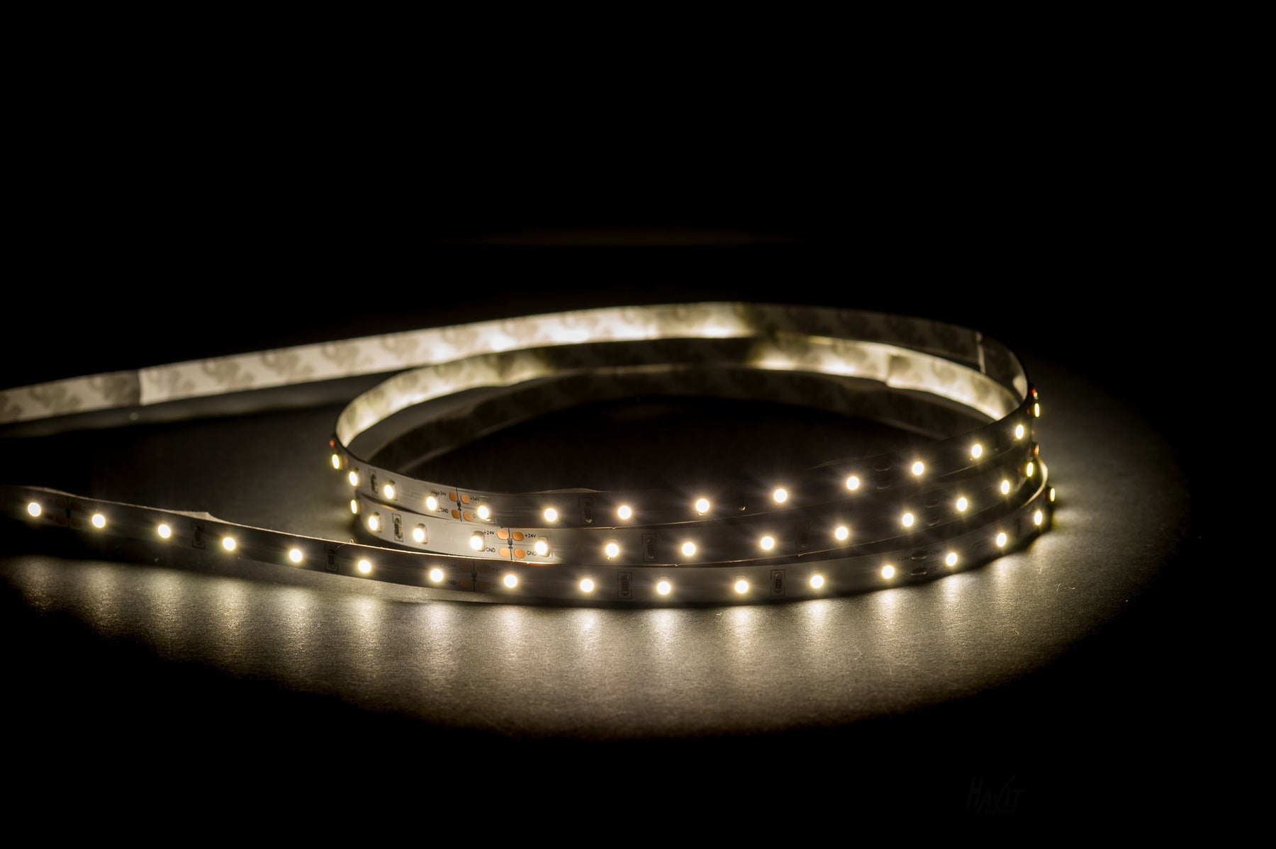 HV9722-IP20-64-5K_Havit_Lighting_2020-2000px_1800x1800_0d34bef1-640e-45a5-8249-7bf1b8507924.jpg
