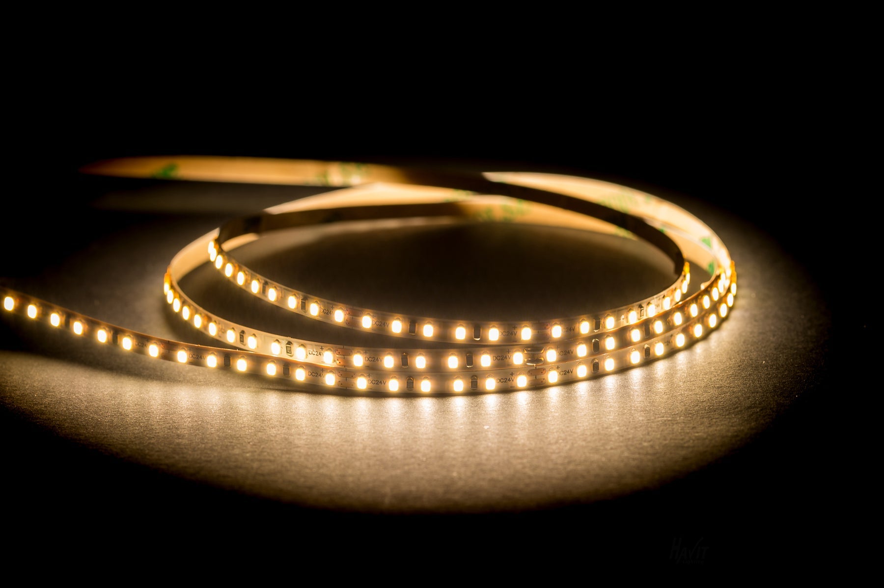 HV9733-IP20-180-4K_Havit_Lighting_2020-2000px_1800x1800_d220aac1-994b-4a05-a7c9-fdb2fe119b6e.jpg