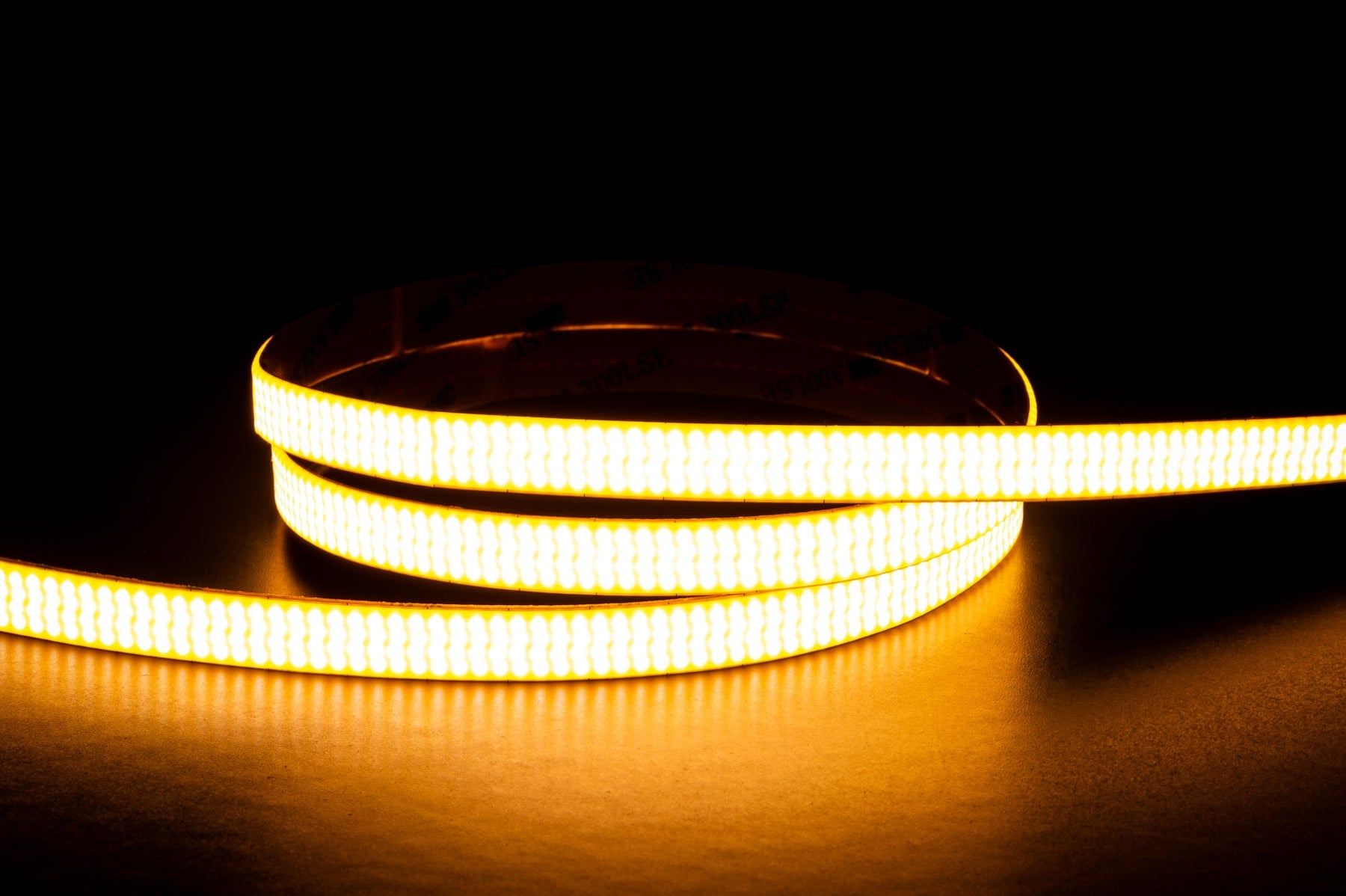 HV9761-IP20-1152-3K-B_1800x1800_36f9ceda-f855-448e-8605-dc95540069c5.jpg