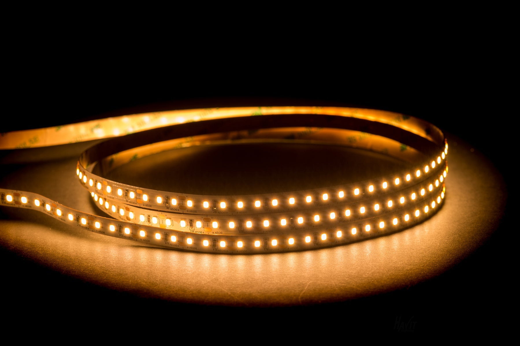 HV9783-IP20-120-3K_Havit_Lighting_2020-2000px_1800x1800_3f946a68-2795-4948-9fb5-b64f75852fe3.jpg