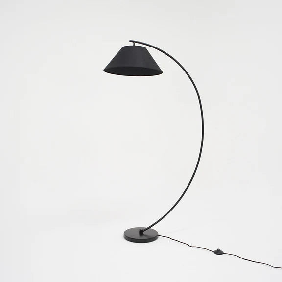 Remi Floor Lamp Black