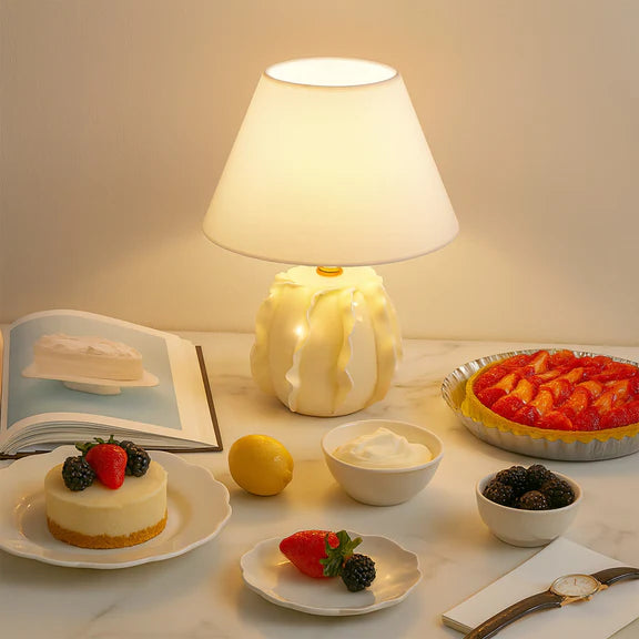 Lila Table Lamp Butter Cream & Linen
