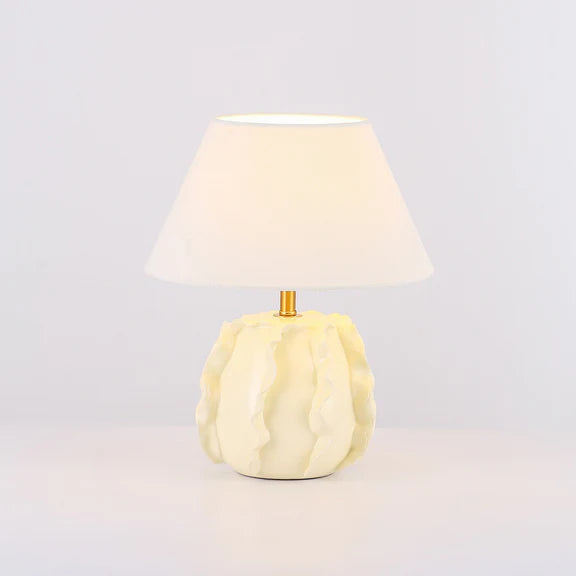 Lila Table Lamp Butter Cream & Linen