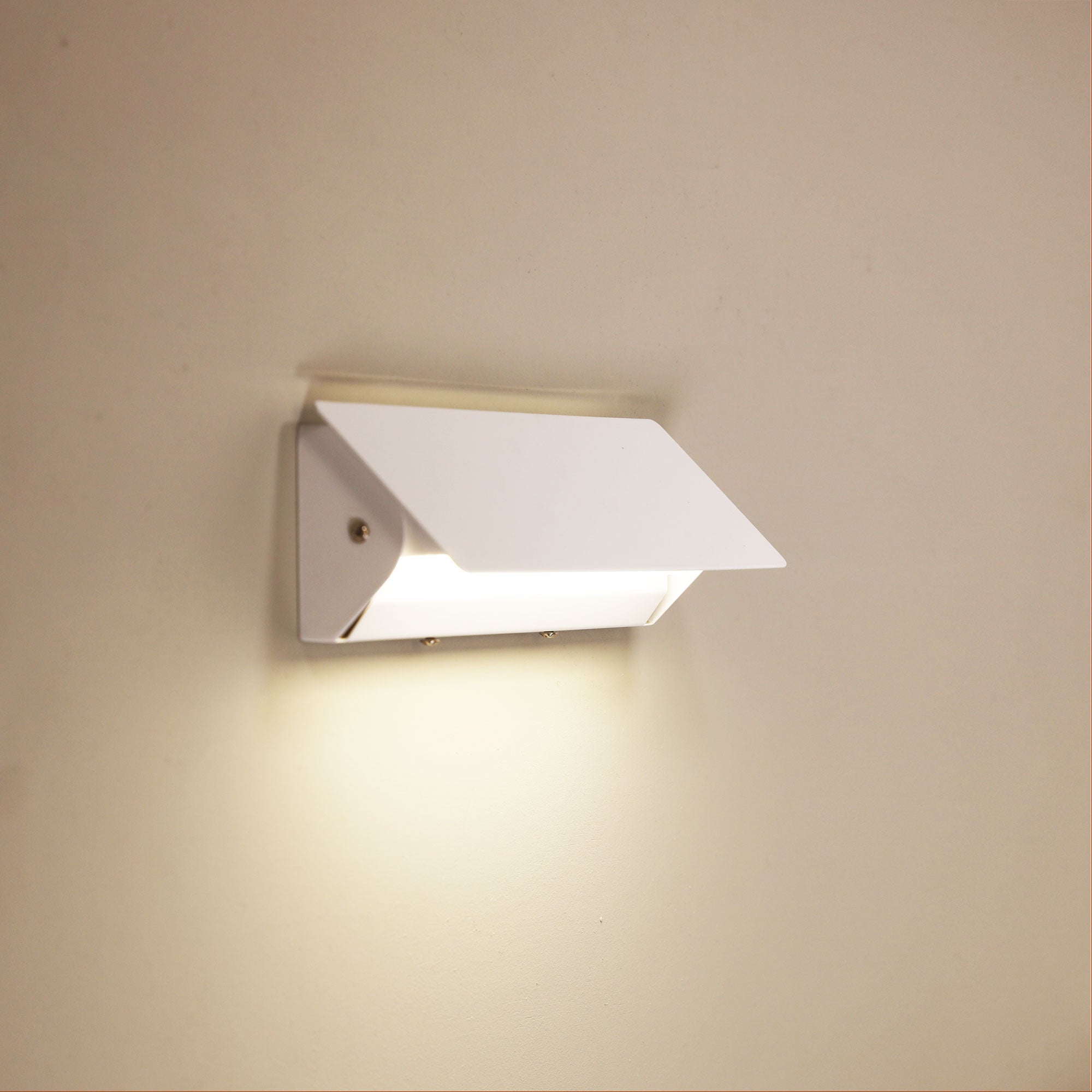 NIMMO - 8W CTS LED WALL LIGHT