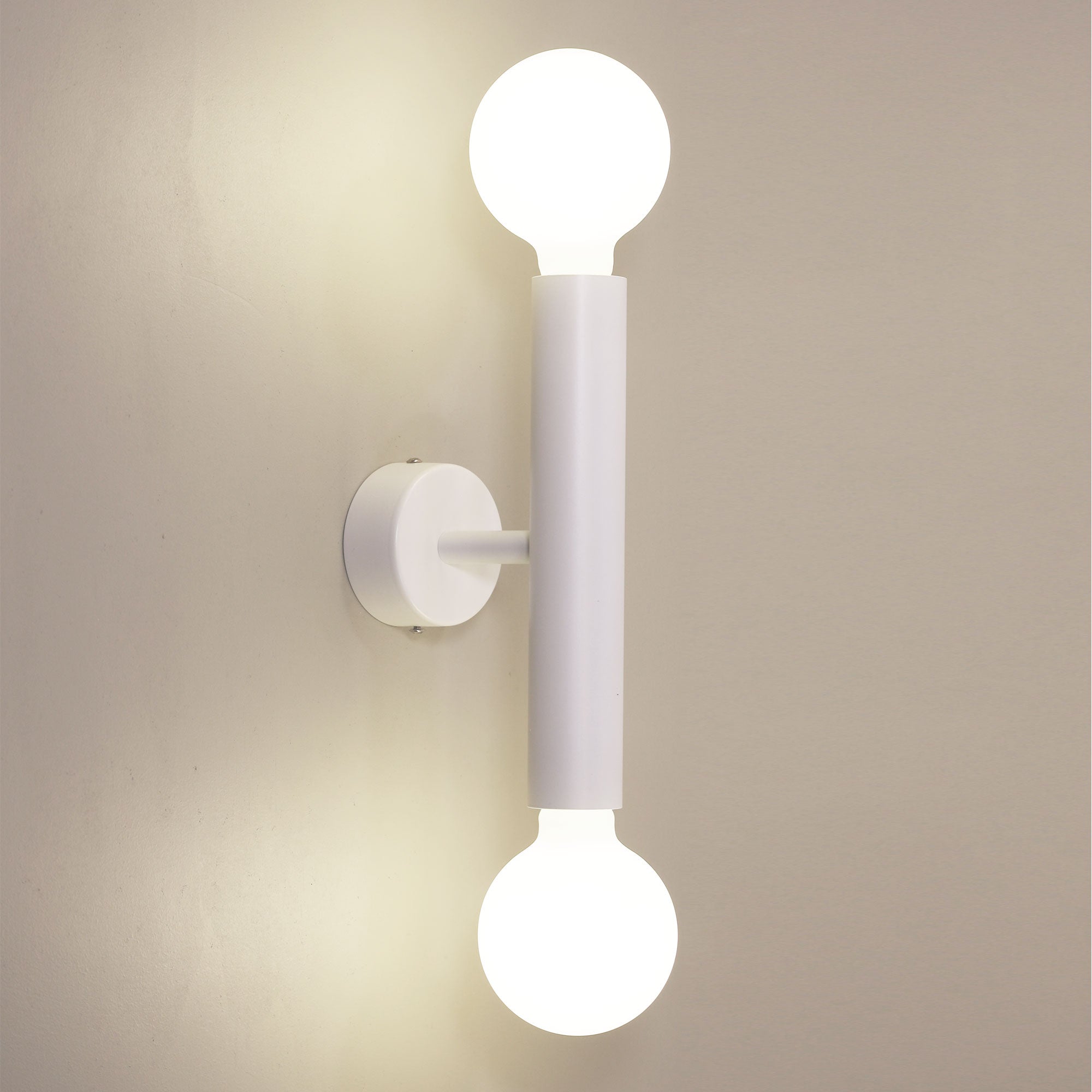 TOLI WHITE - Twin Wall Light