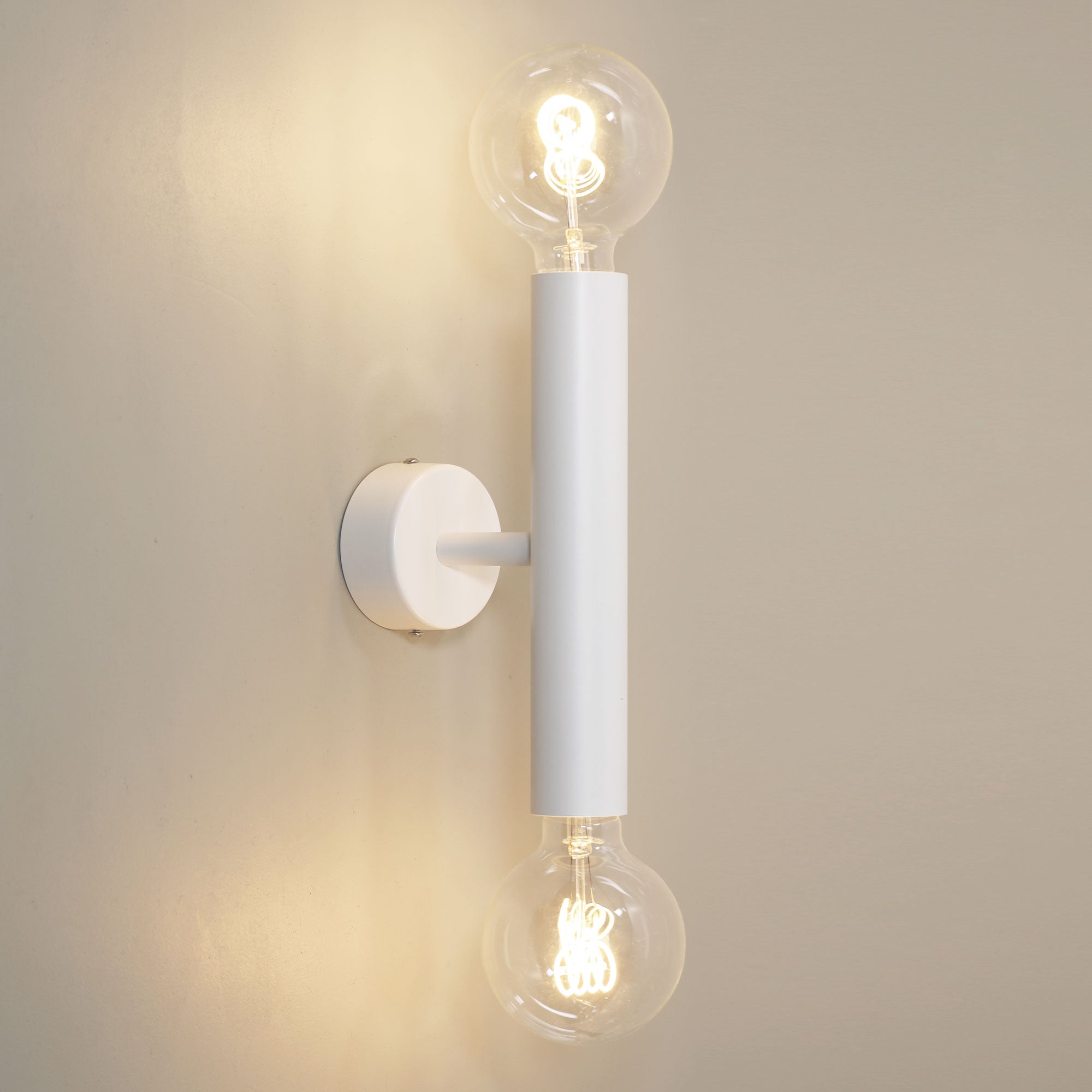 TOLI WHITE - Twin Wall Light