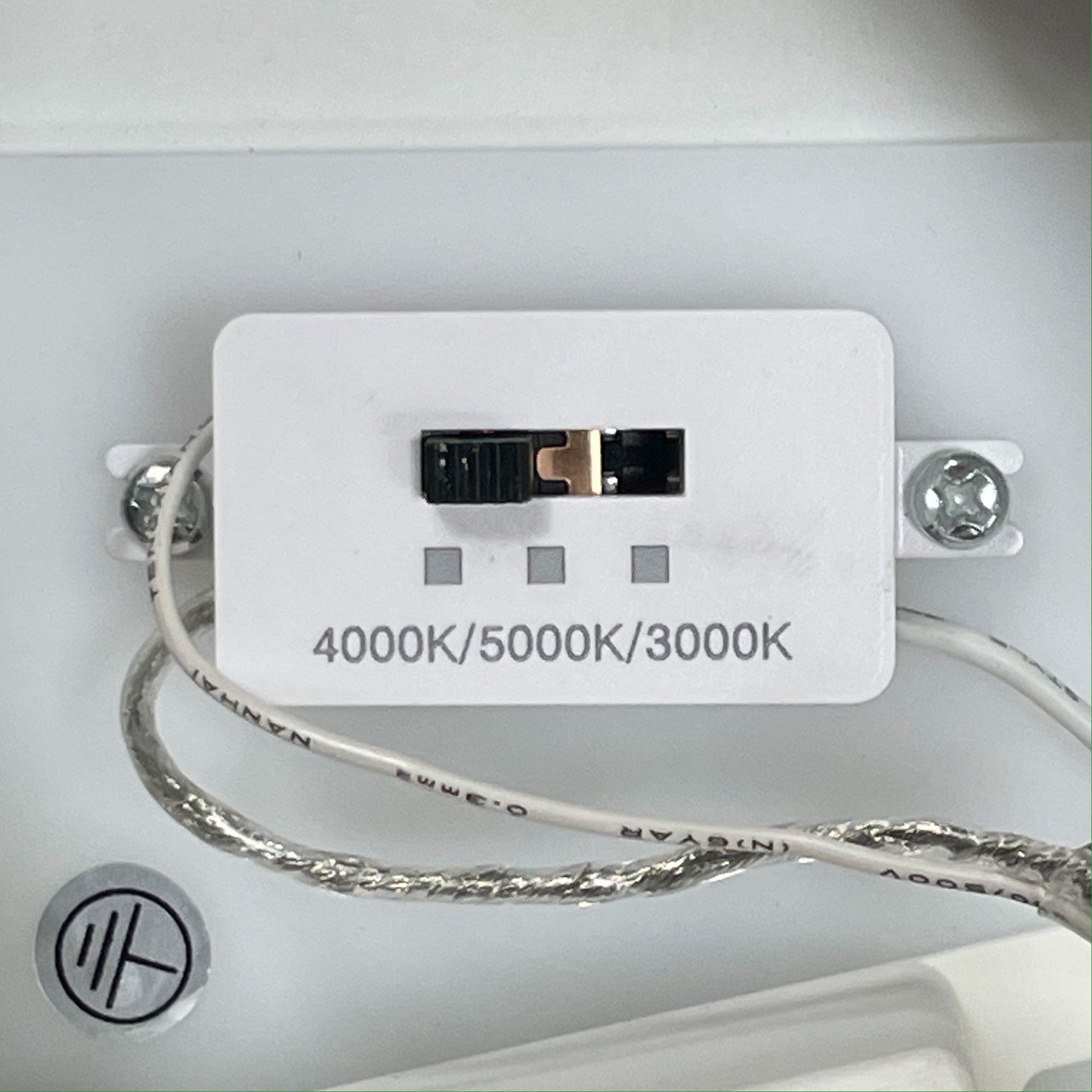 NOODLE.50 WHITE - TriColour LED Pendant