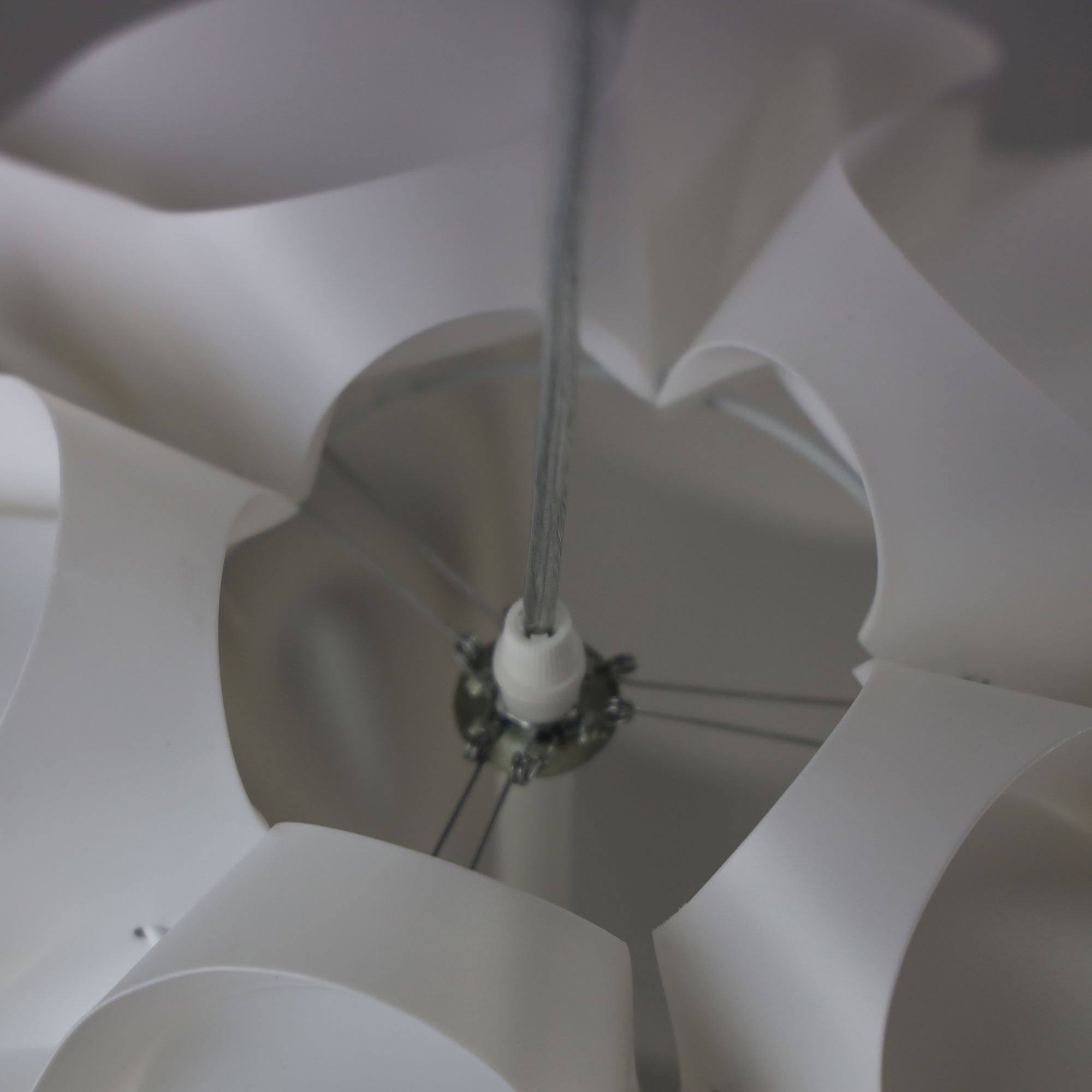 CHIC 43 - Acrylic Retro Pendant