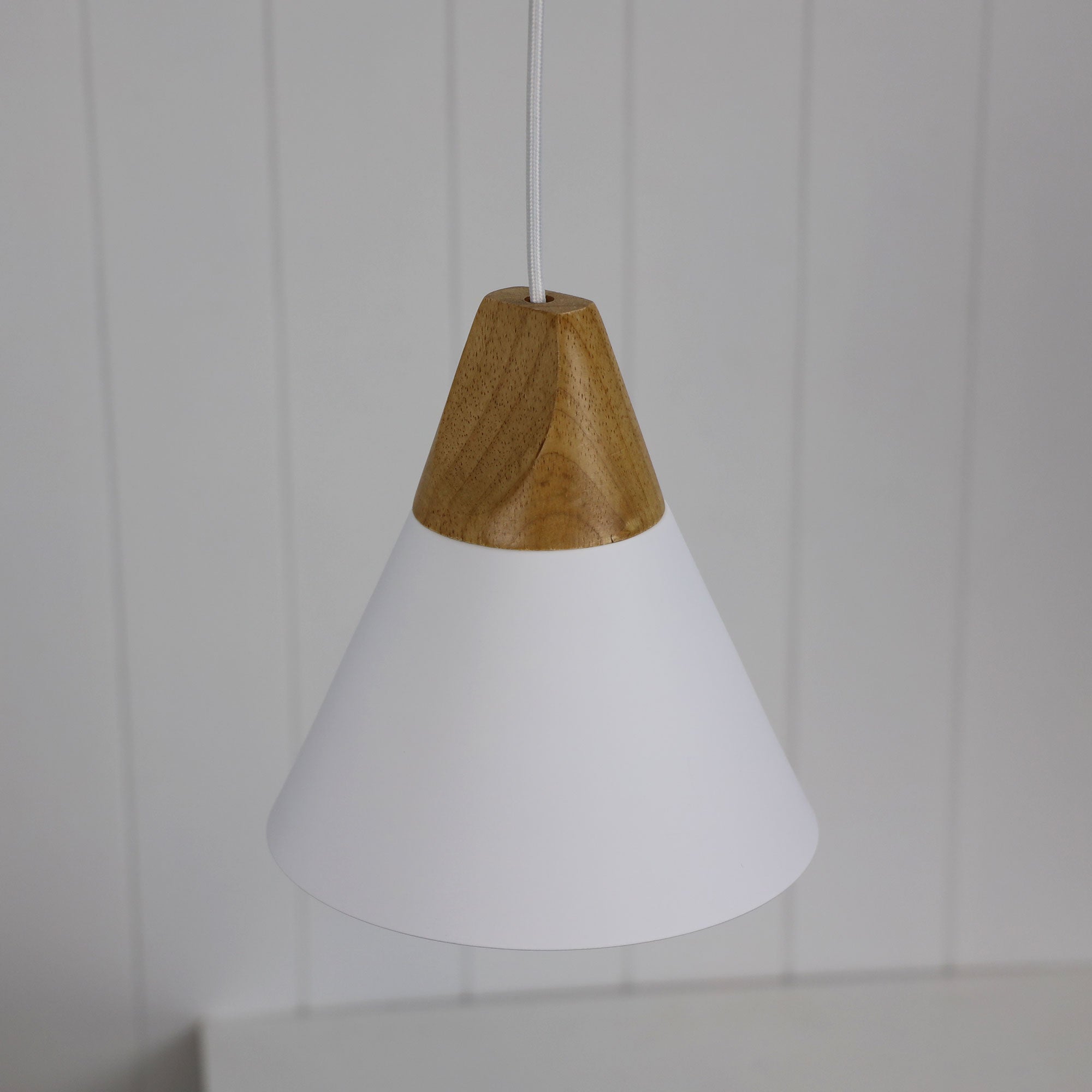 TRIGO.20 WHITE - Stylish Conical White Pendant with Real Wood Accents