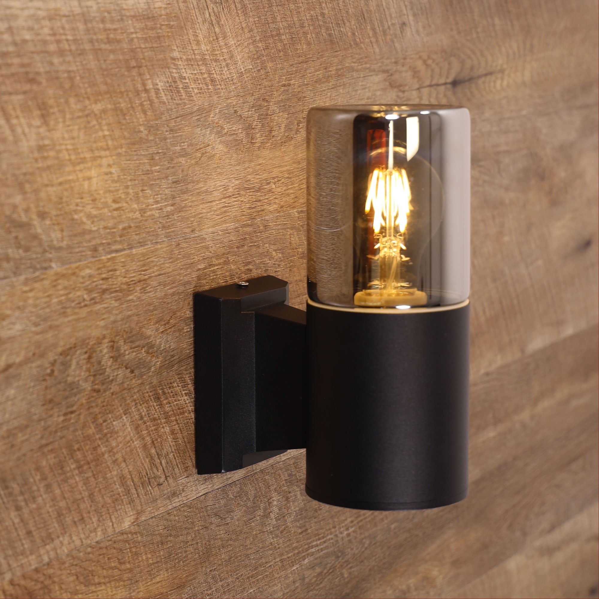 WANAKA WALL LIGHT - Outdoor Wall Light