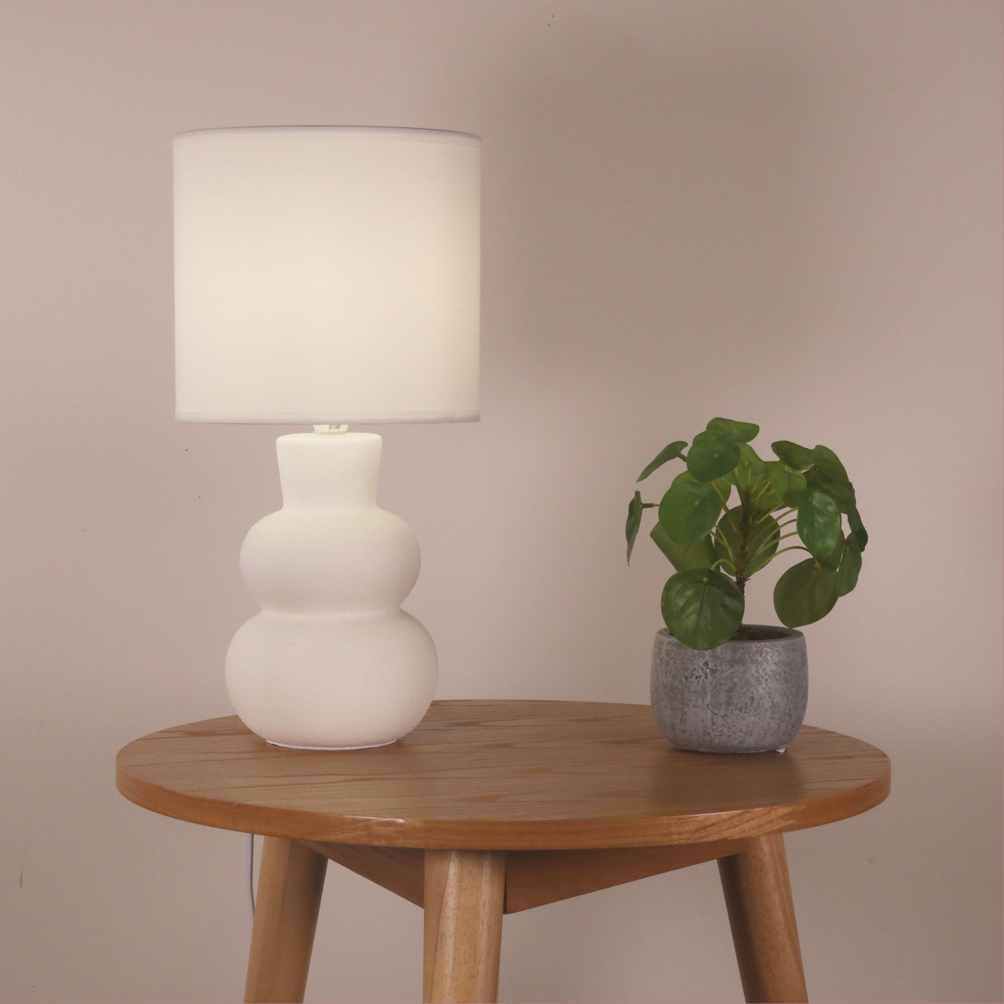 HOLLA WHITE - White Ceramic Table Lamp