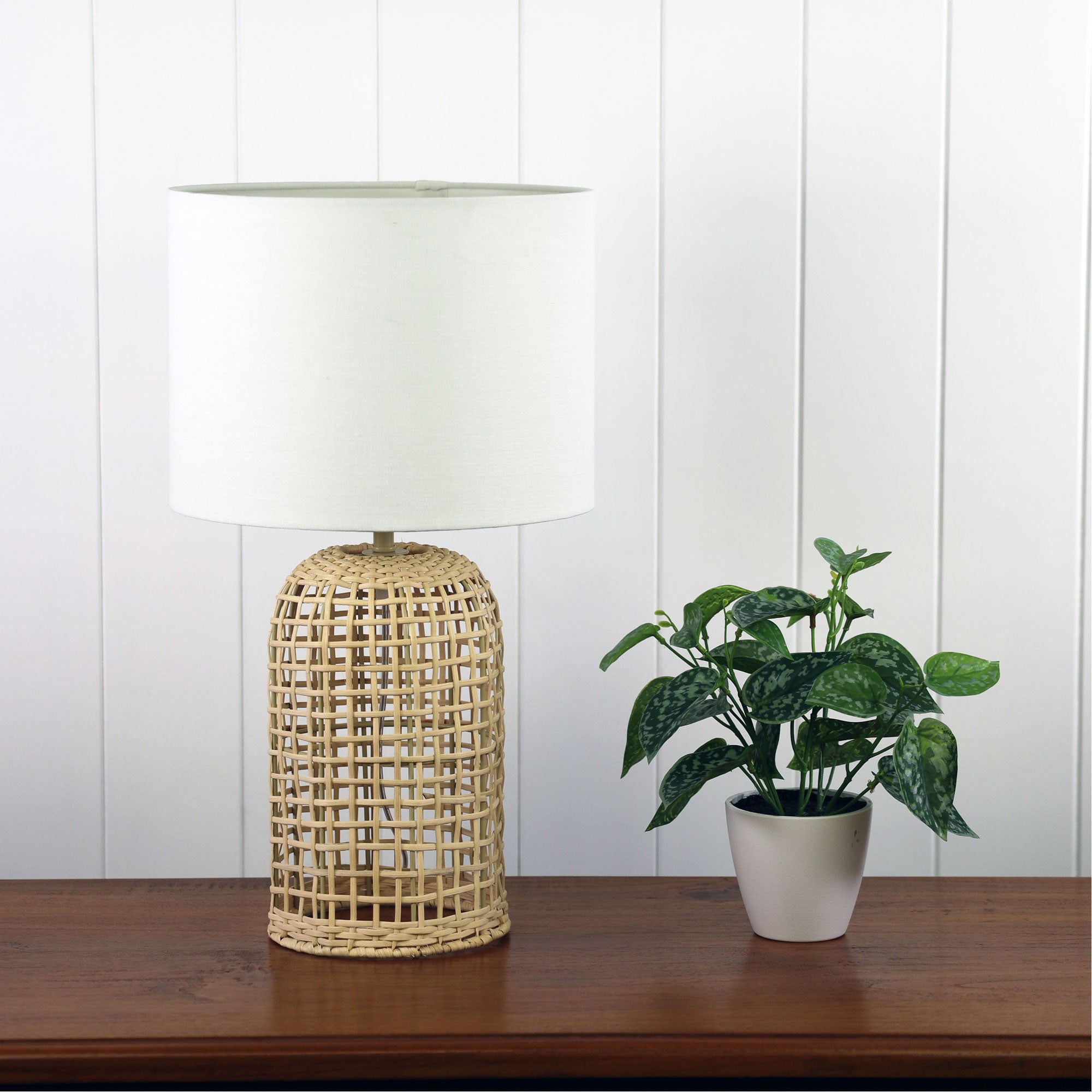 BRIZO - Rattan Lamp Base with Shade