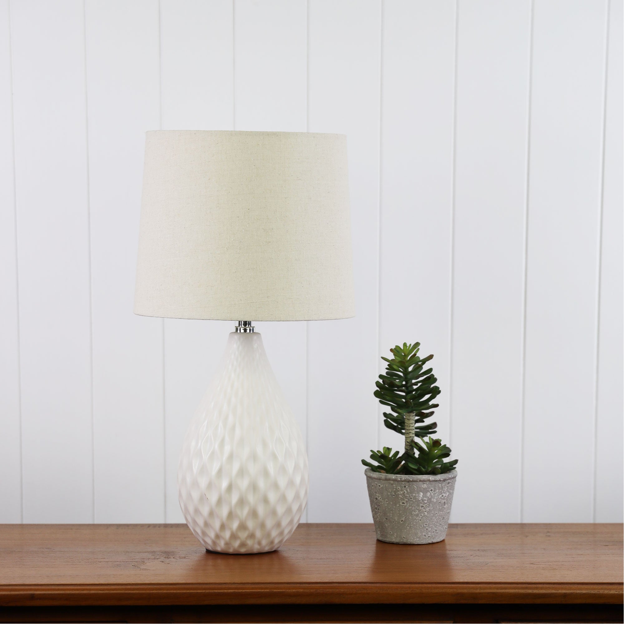 DANU - Ceramic Table Lamp with Shade