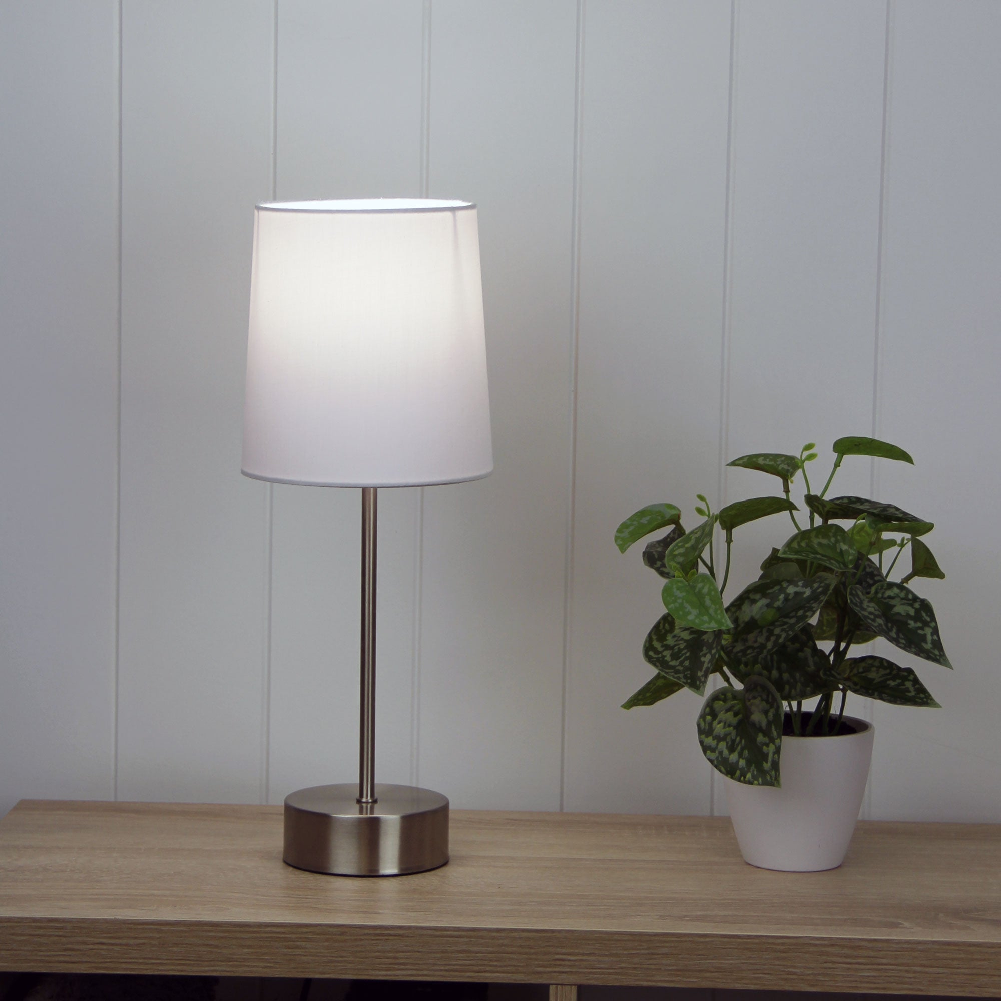 LANCET WHITE - ON-OFF Touch Lamp White Shade