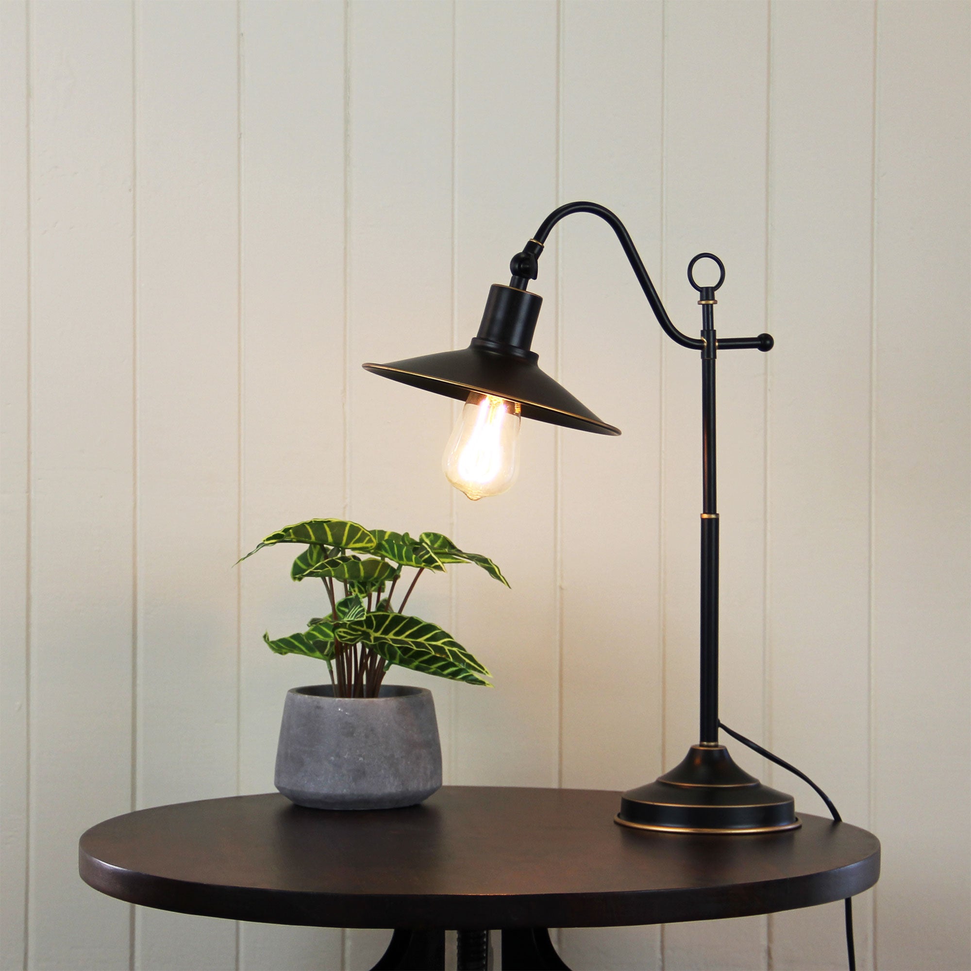 BOSTON TABLE LAMP - Retro Industrial Table Lamp