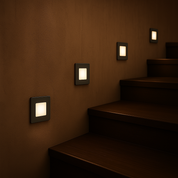 STOW SQUARE STAIR LIGHT 3CCT