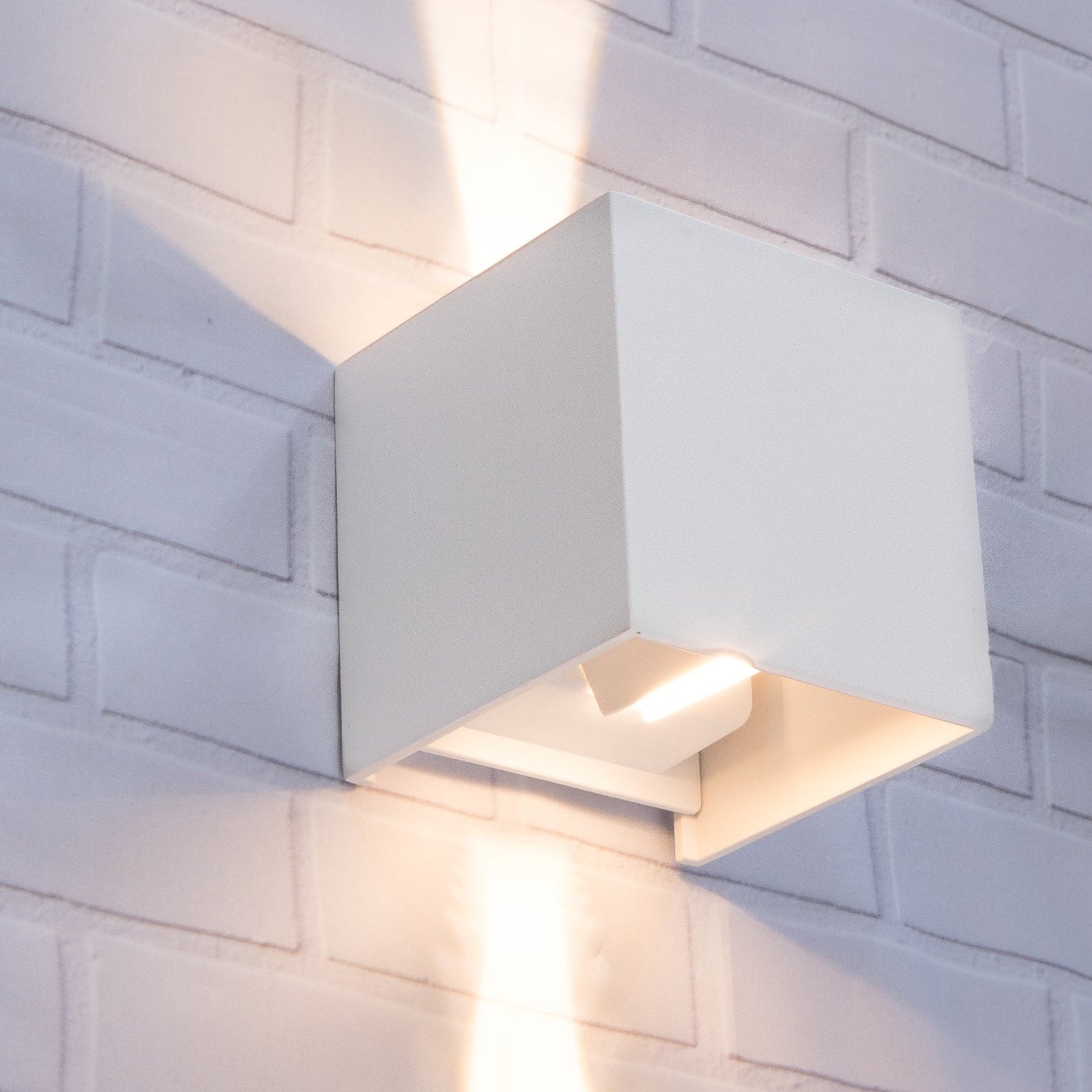 Down Wall Lights IP54