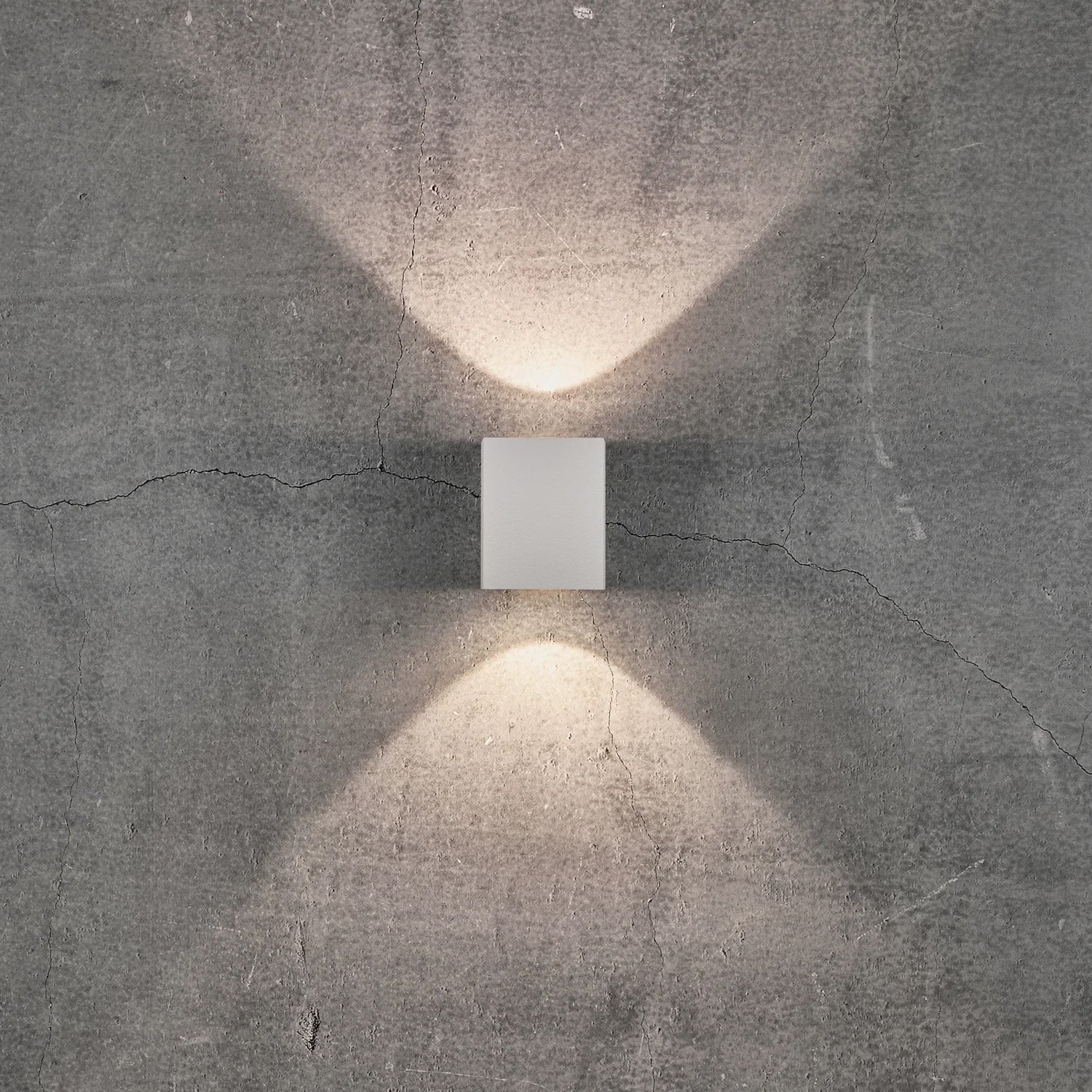 Canto Kubi 2 Outdoor Up/Down LED Wall Light