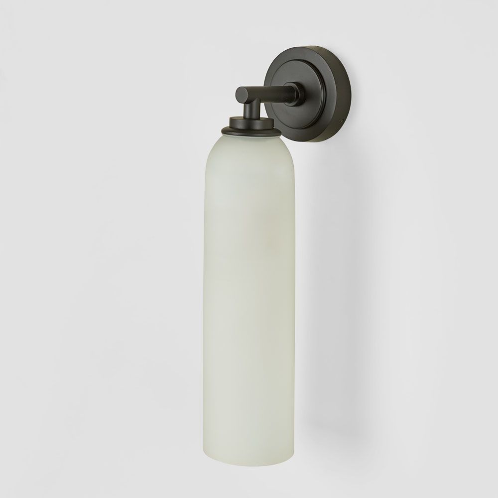 Hampton Medium Wall Light Black
