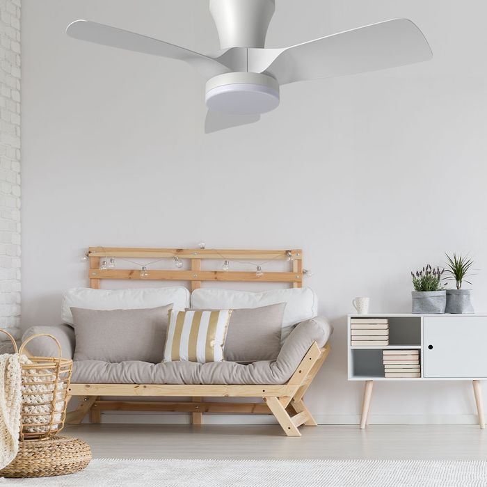 Vencha Lighting Kiwi 32 Ceiling Fan - with Light - White